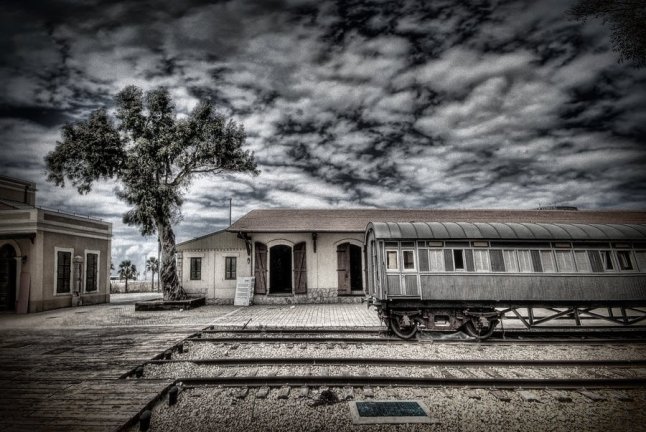 old-railway-station-ron-shoshani